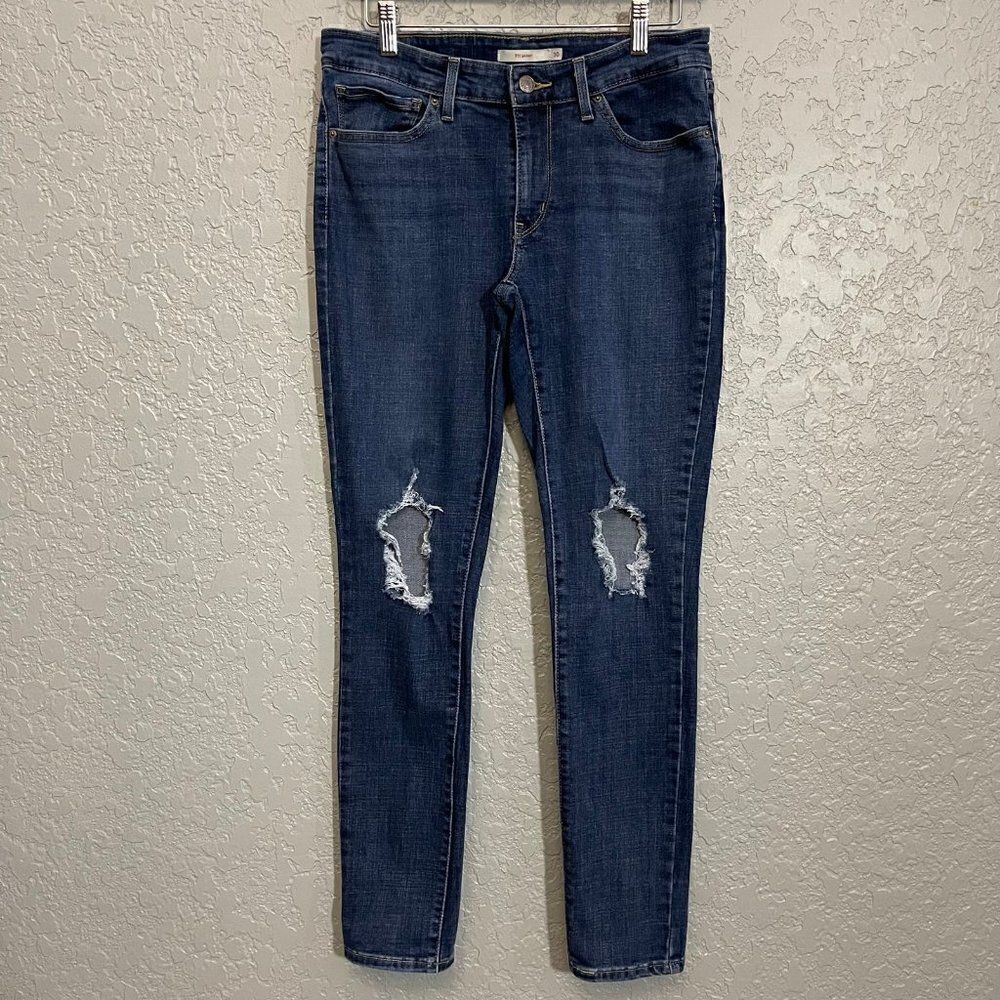 Levi’s 711 Skinny Jeans